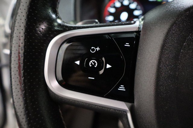 Used 2018 Volvo XC90 T5 R-Design w/ Convenience Package FWD image 39