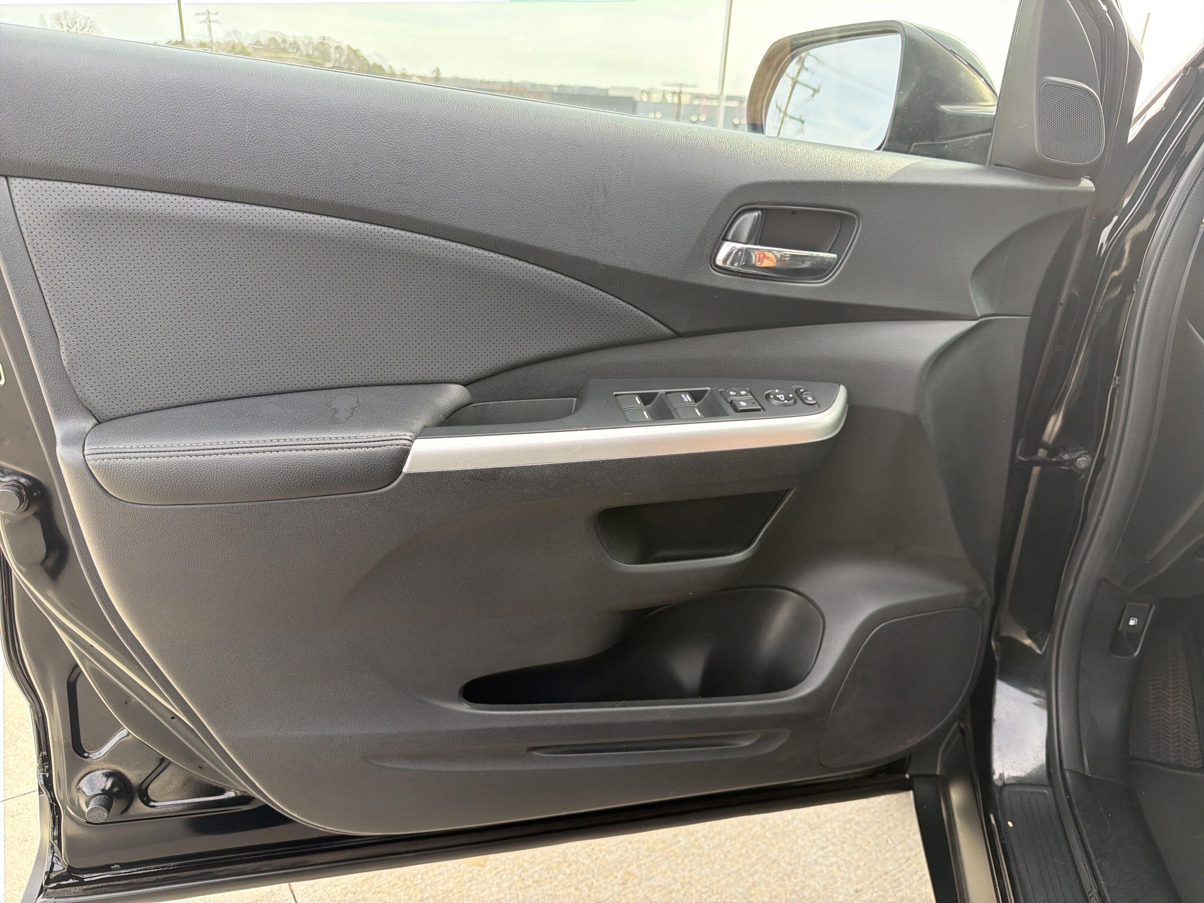 Used 2015 Honda CR-V EX-L image 14