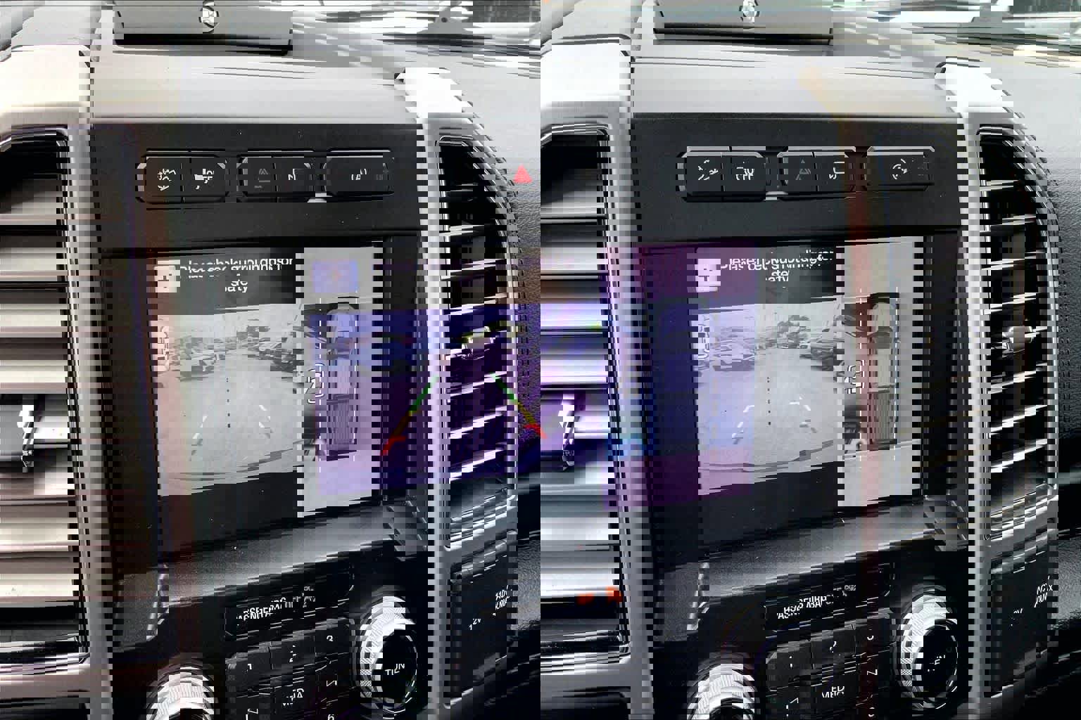 Used 2019 Ford F150 Platinum w/ Equipment Group 701A Luxury image 23