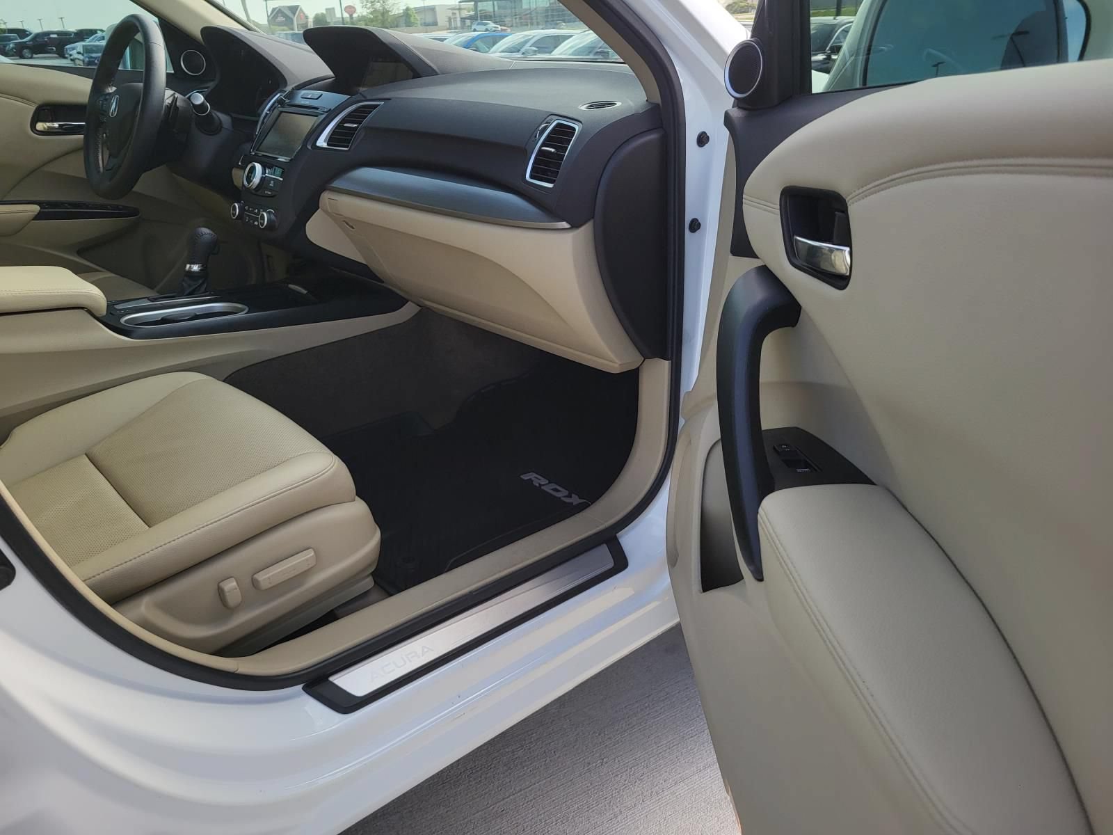 Used 2016 Acura RDX FWD w/ Technology Package image 7