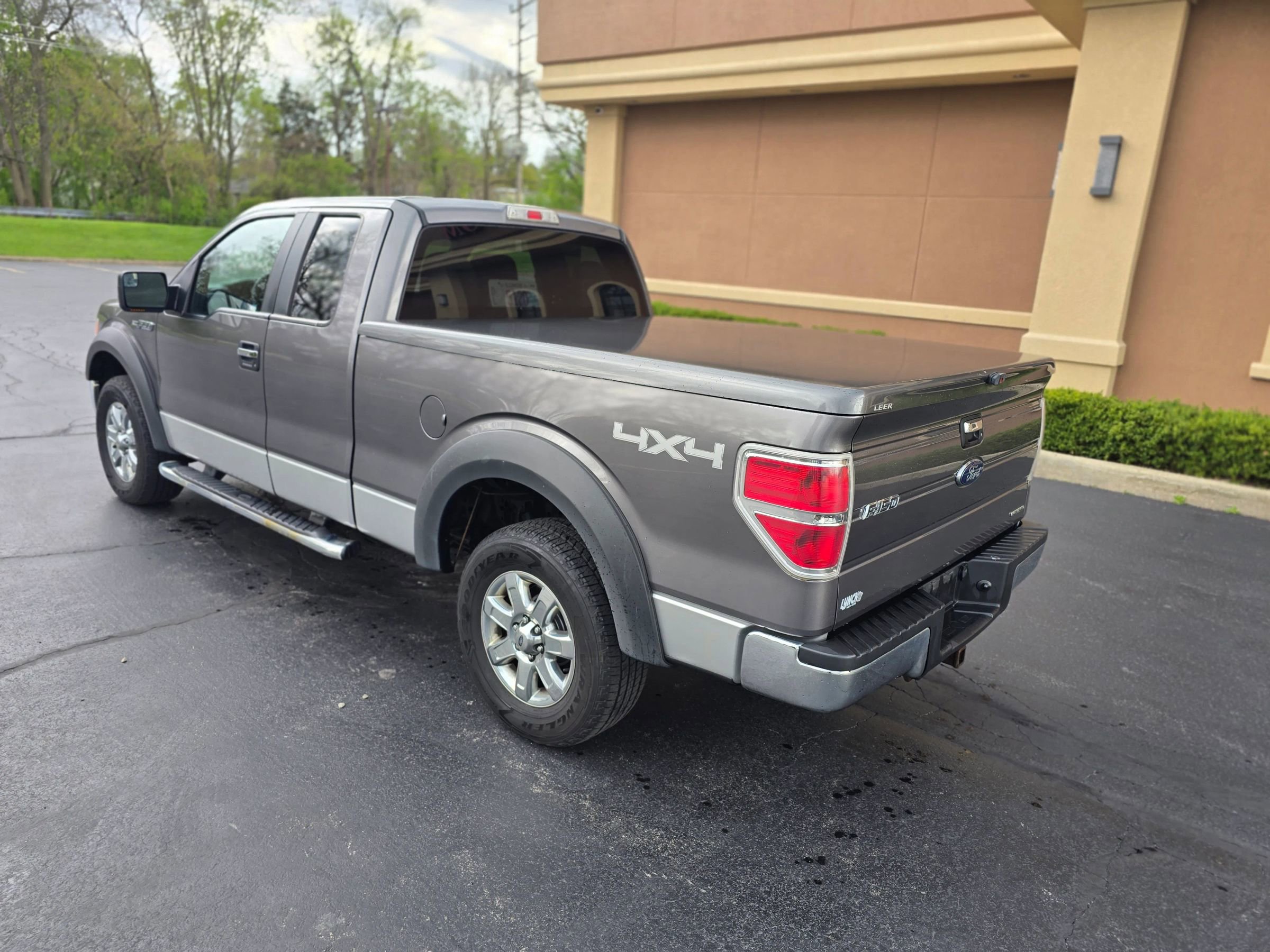 Used 2013 Ford F150 XLT w/ XLT Chrome Pkg AWD/4WD image 8