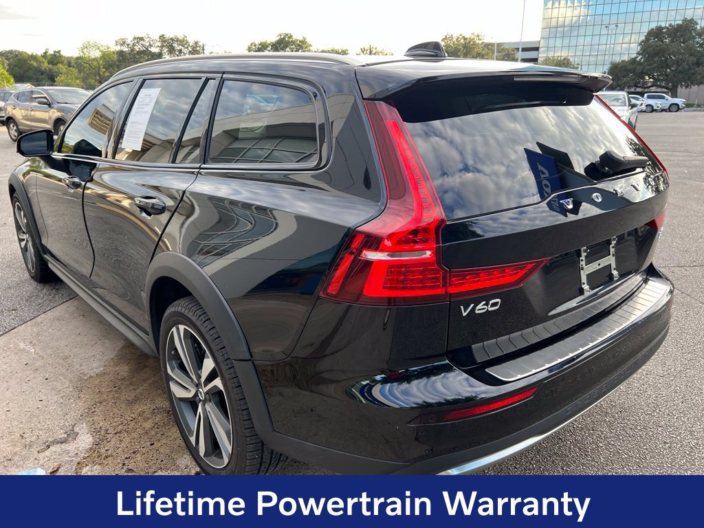Certified 2024 Volvo V60 B5 Cross Country Plus w/ Protection Package Premier AWD/4WD image 5