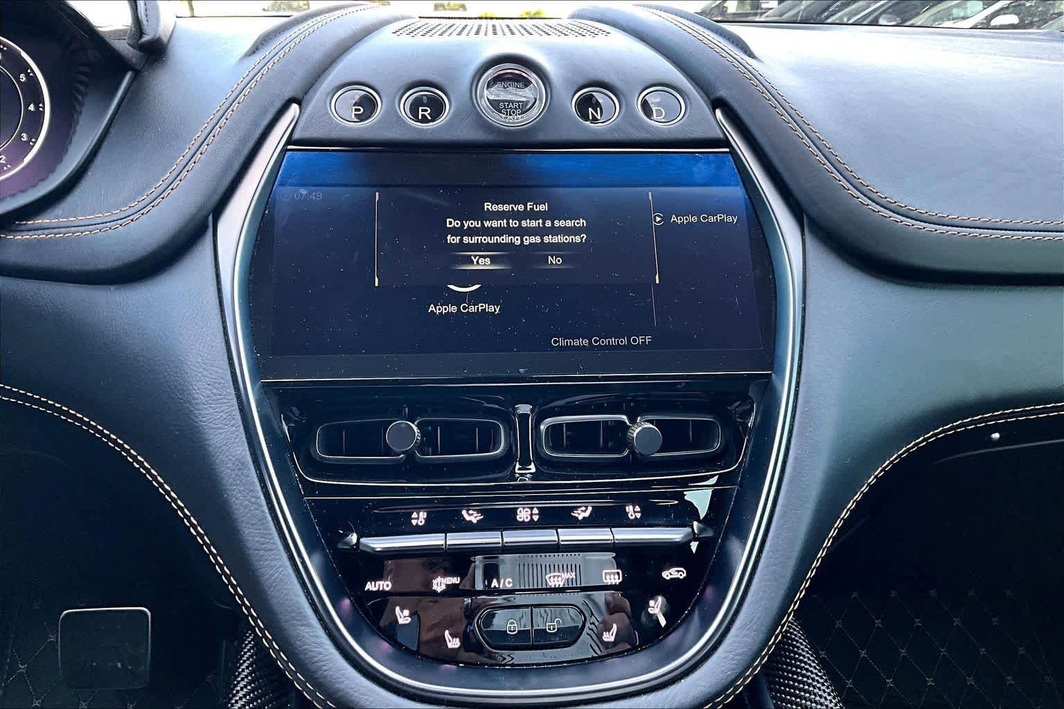 Used 2021 Aston Martin DBX AWD/4WD image 26