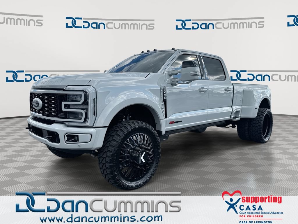 Used 2026 Ford F450 Platinum w/ FX4 Off-Road Package AWD/4WD image 1