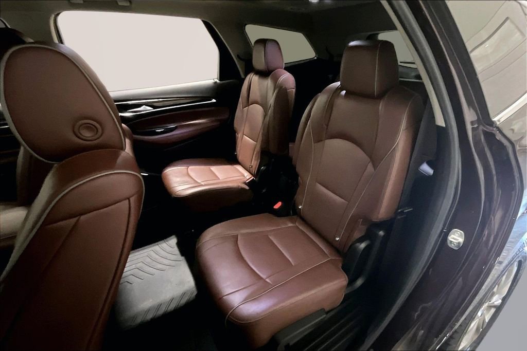 Used 2021 Buick Enclave Avenir w/ Avenir Technology Package image 21