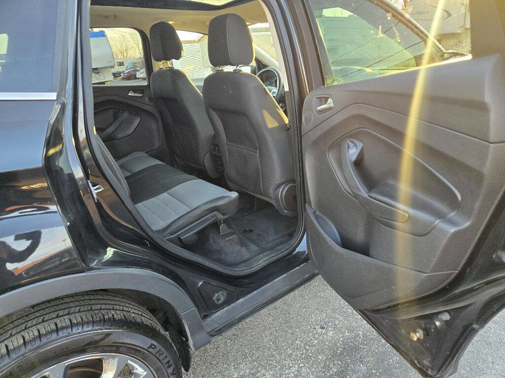 Used 2014 Ford Escape SE w/ Equipment Group 201A image 11