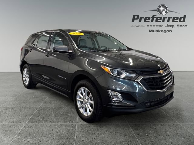 Used 2018 Chevrolet Equinox LS image 1