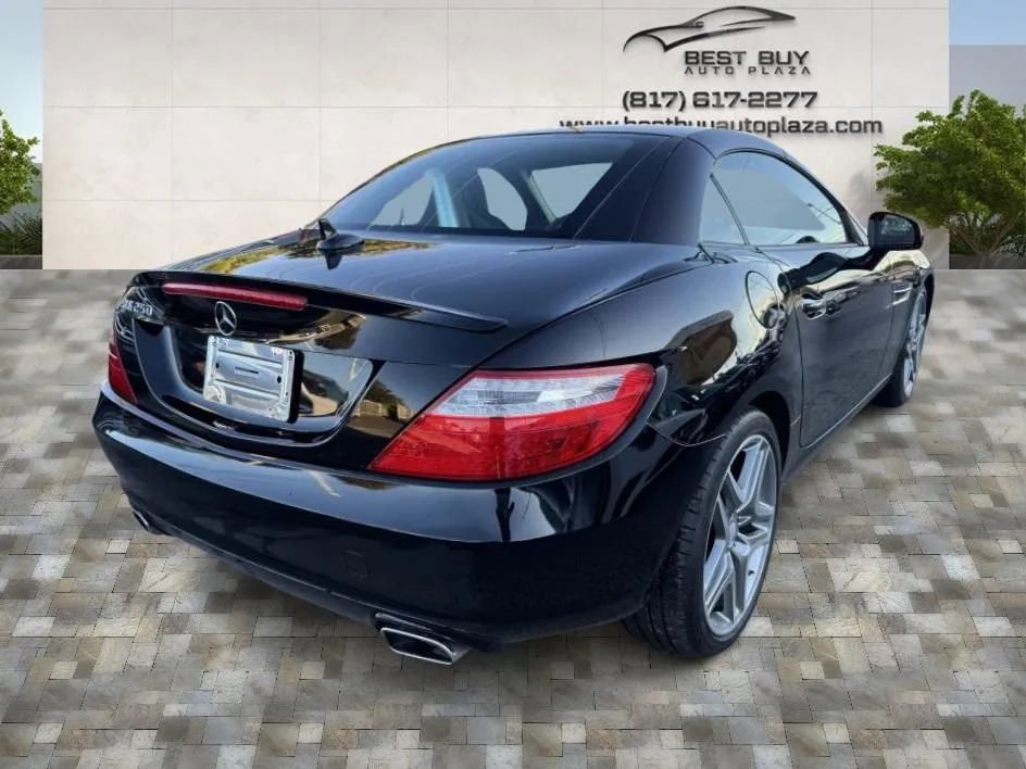 Used 2014 Mercedes-Benz SLK 250 image 6