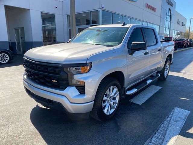 Used 2022 Chevrolet Silverado 1500 Custom image 4