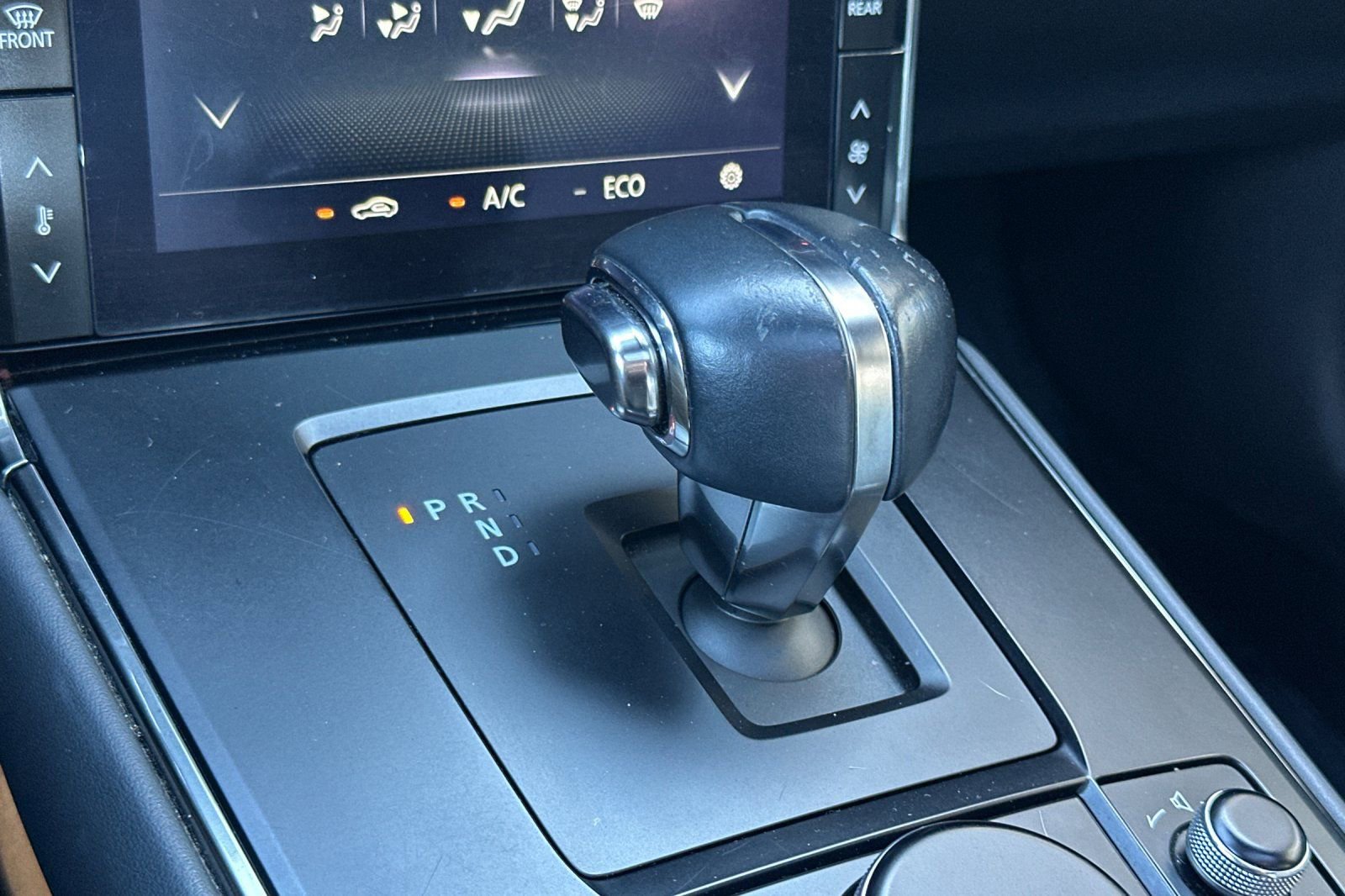 Used 2022 MAZDA MX-30 Electric w/ Premium Plus Pkg image 20