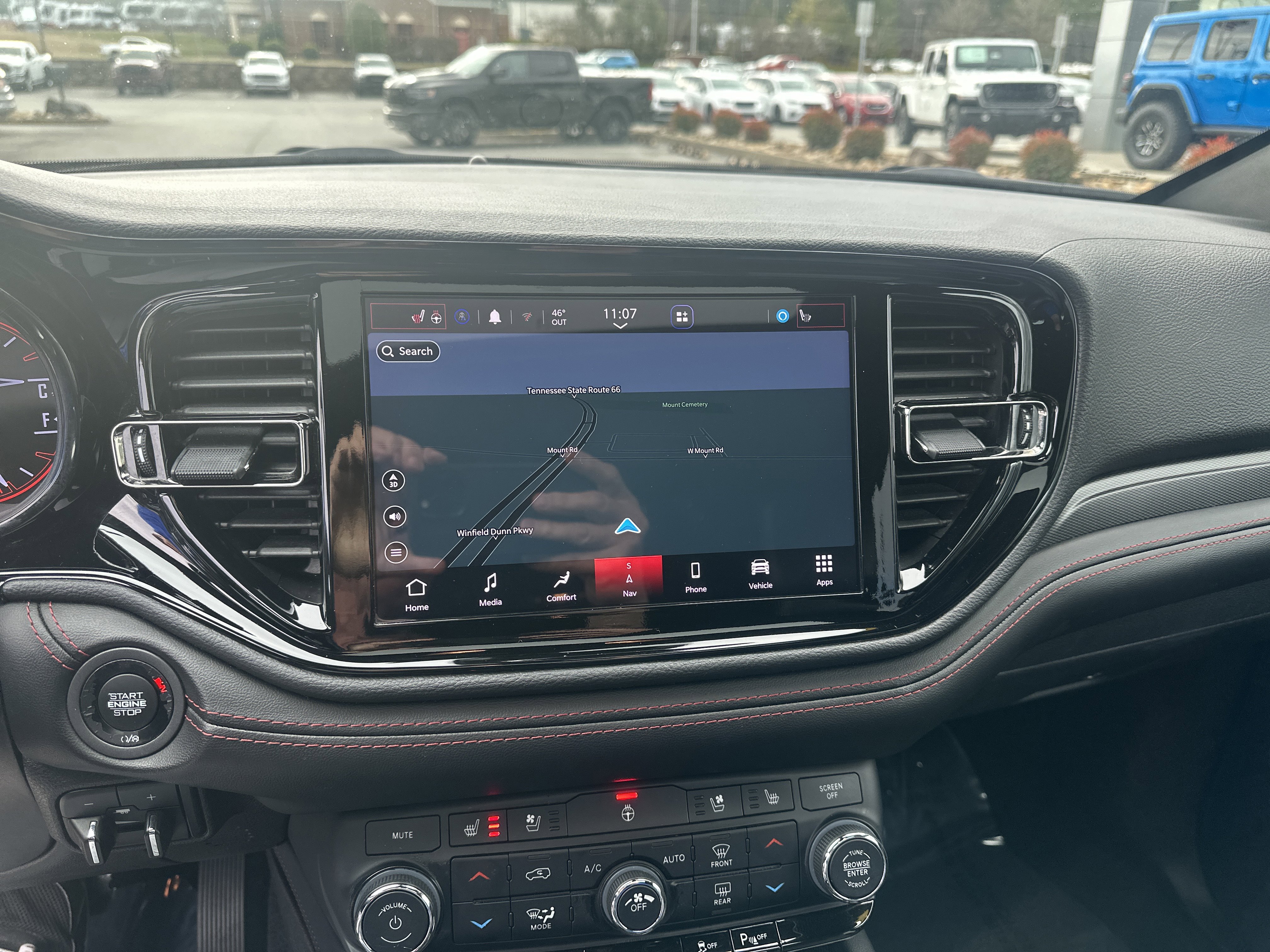 Used 2023 Dodge Durango GT image 38