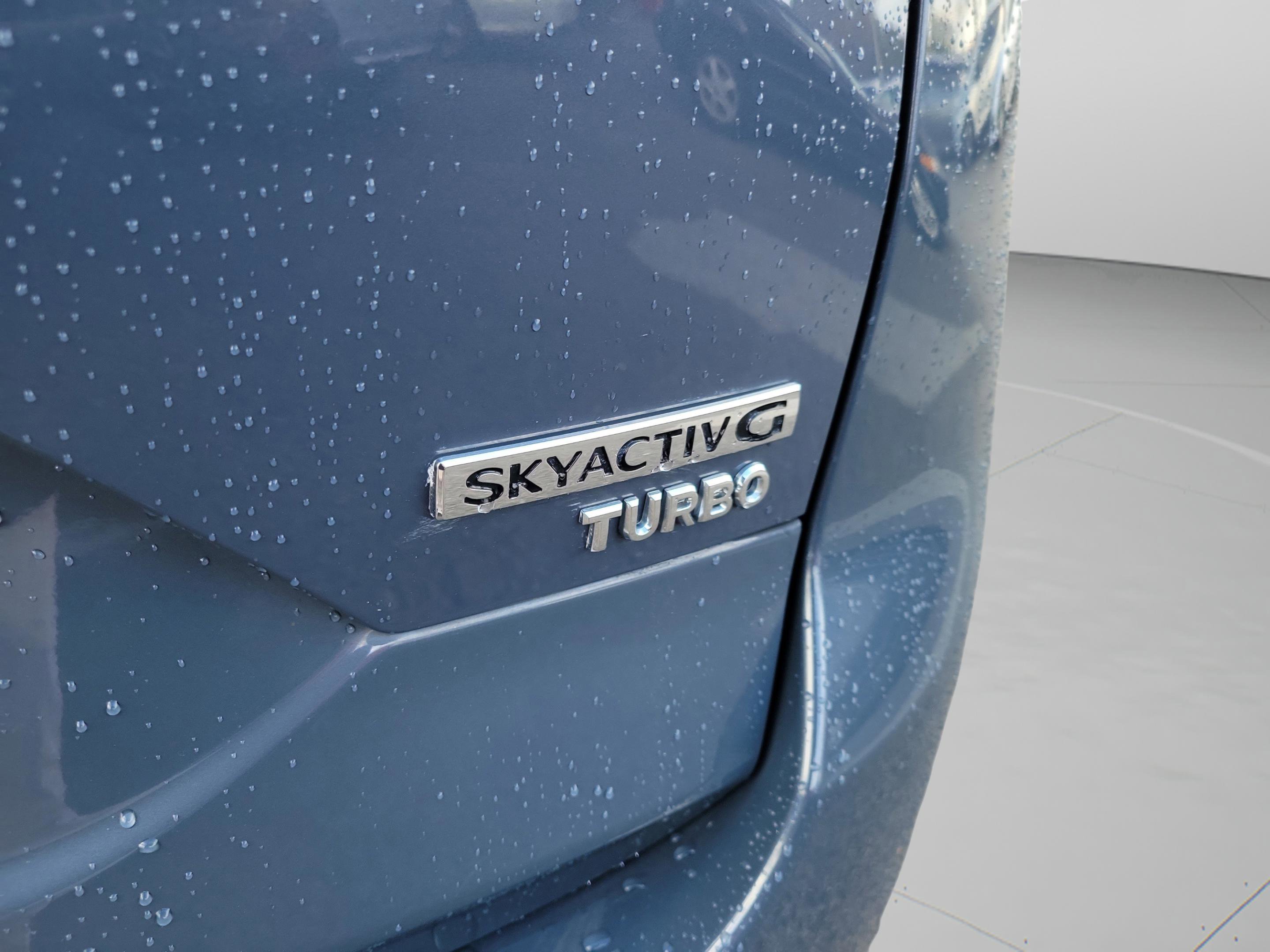 Used 2021 MAZDA CX-5 Carbon Edition image 25