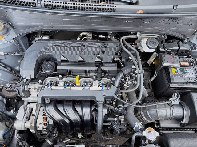 Certified 2024 Hyundai Venue SEL FWD image 27