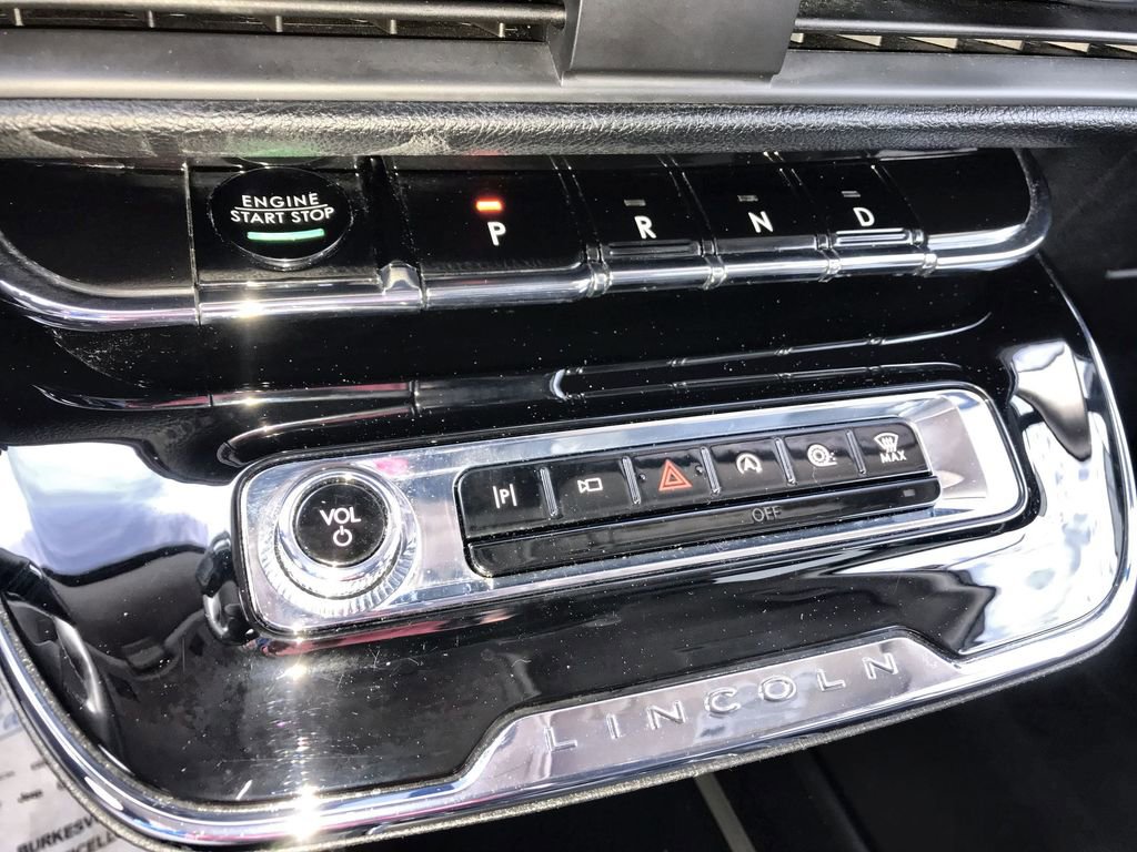 Used 2023 Lincoln Corsair Reserve AWD/4WD image 20