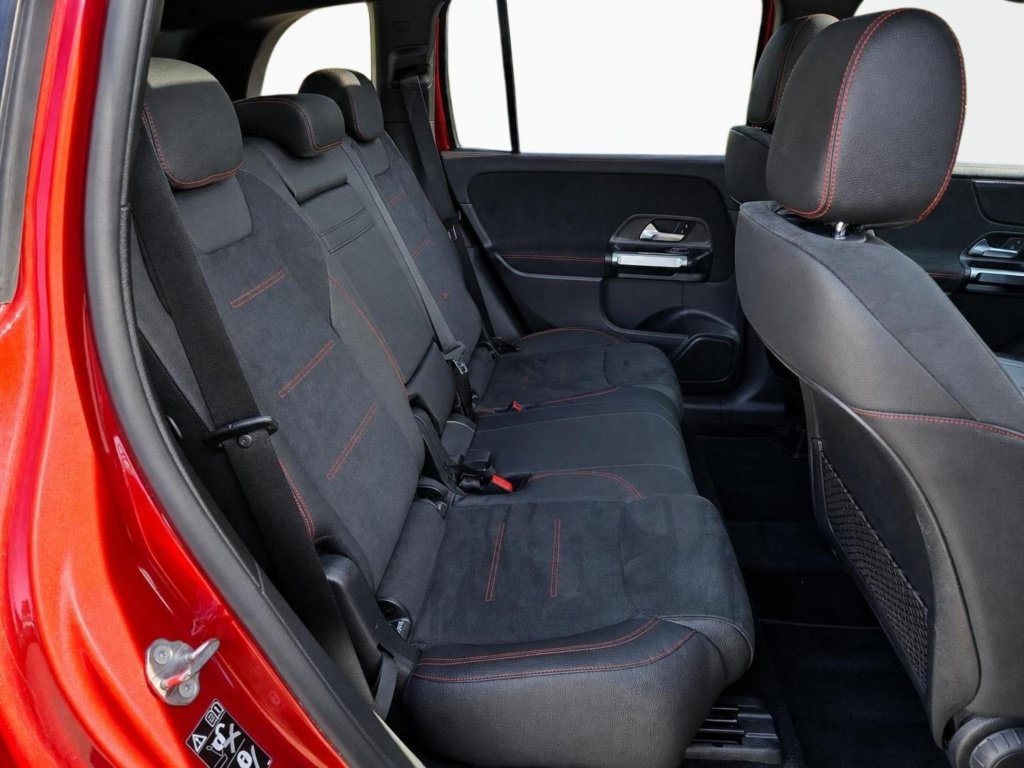 Used 2022 Mercedes-Benz GLB 250 4MATIC image 24