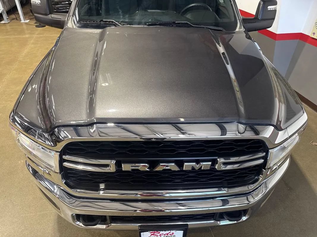 Used 2024 RAM 2500 Tradesman w/ Chrome Appearance Group AWD/4WD image 46
