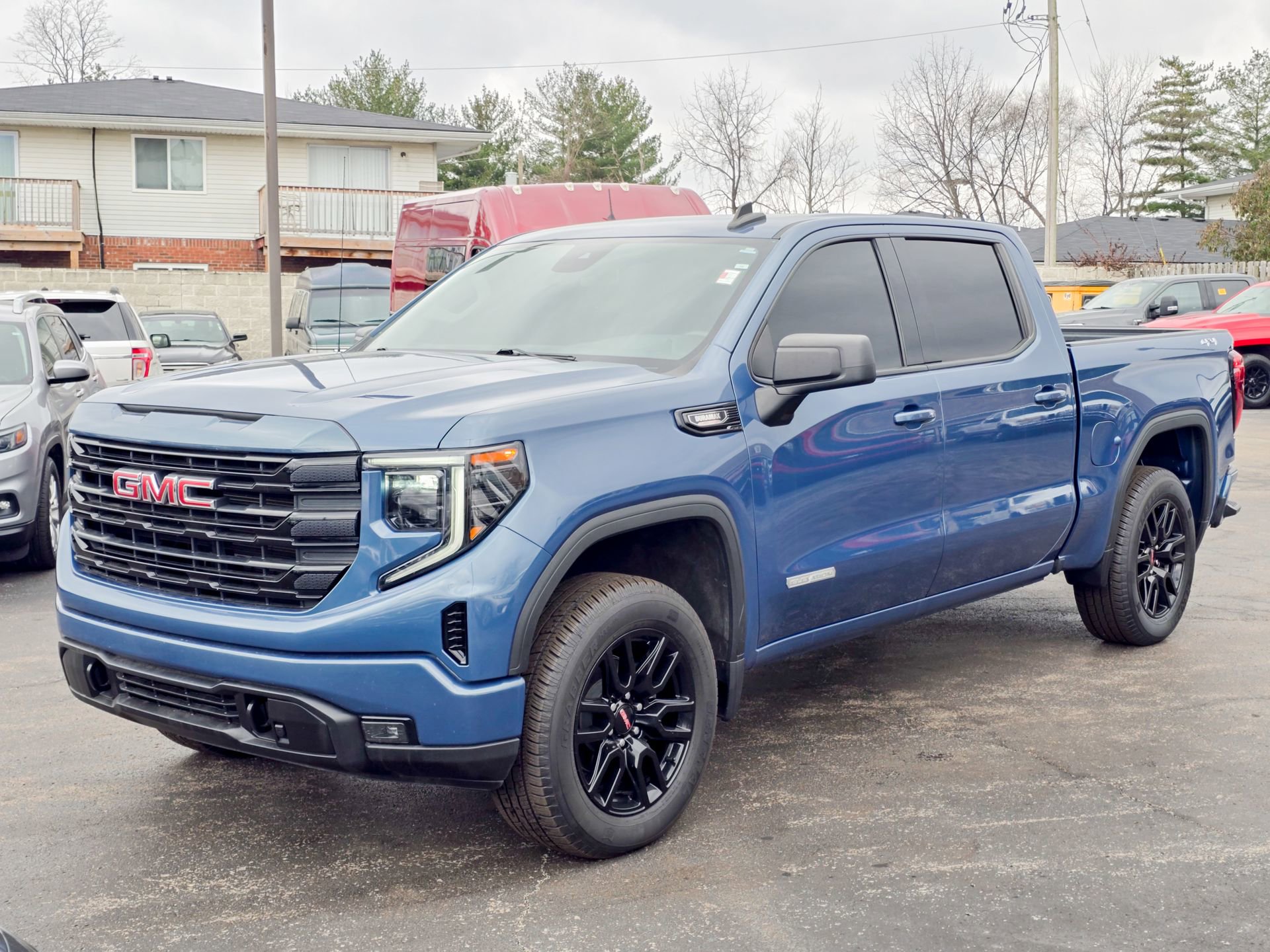 Used 2024 GMC Sierra 1500 Elevation image 10