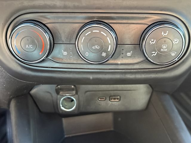 Used 2024 Chevrolet Trax RS w/ Driver Confidence Package FWD image 30