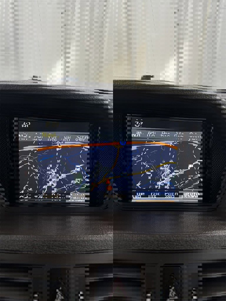 Used 2011 Mercedes-Benz E 350 Cabriolet image 22