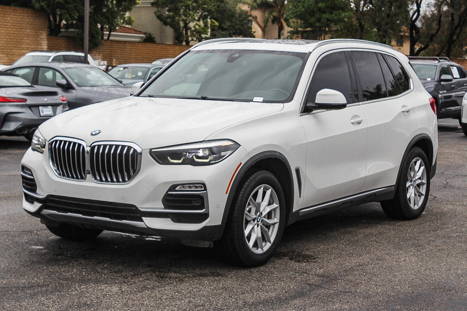 Used 2020 BMW X5 sDrive40i w/ Premium Package image 3