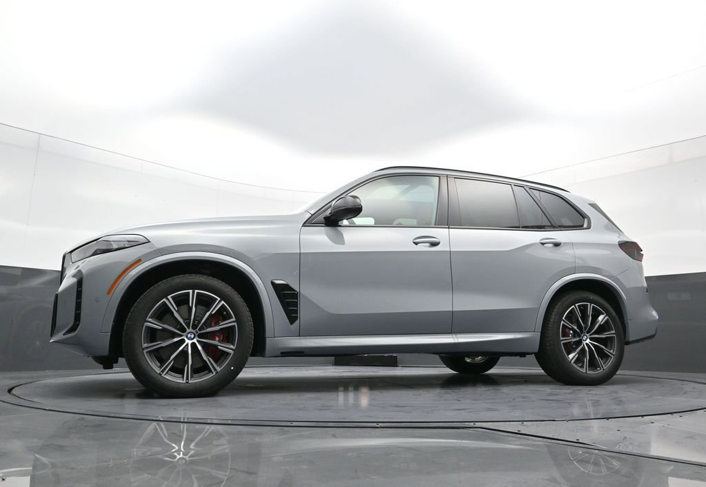 New 2026 BMW X5 M60i w/ Climate Comfort Package image 24