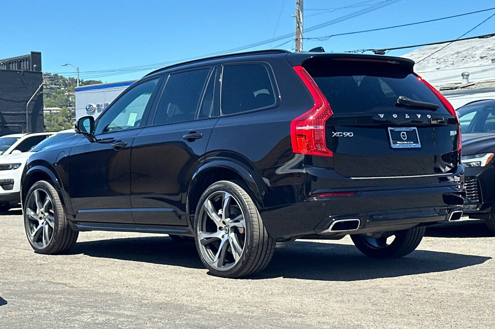 Used 2021 Volvo XC90 T8 R-Design w/ Advanced Package AWD/4WD image 6