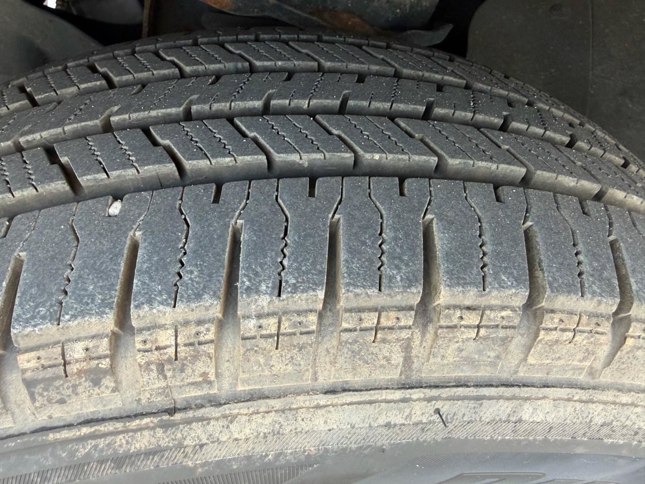 Used 2007 Ford Explorer Sport Trac XLT AWD/4WD image 13
