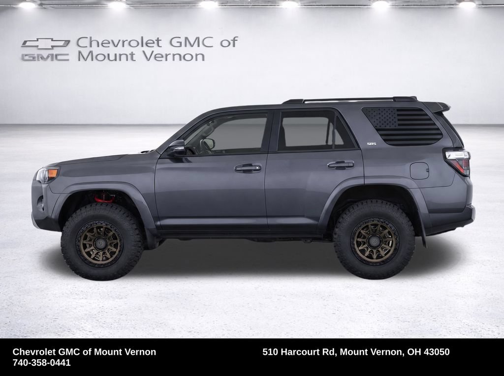 Used 2022 Toyota 4Runner SR5 Premium w/ Moonroof Package AWD/4WD image 8