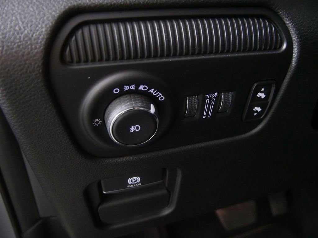 Used 2022 Jeep Wagoneer Series I RWD image 18