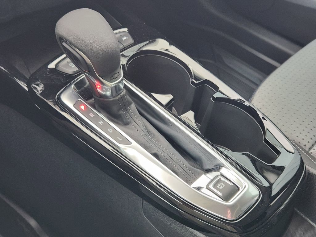 New 2026 Chevrolet Trax LT w/ Sunroof Package image 15