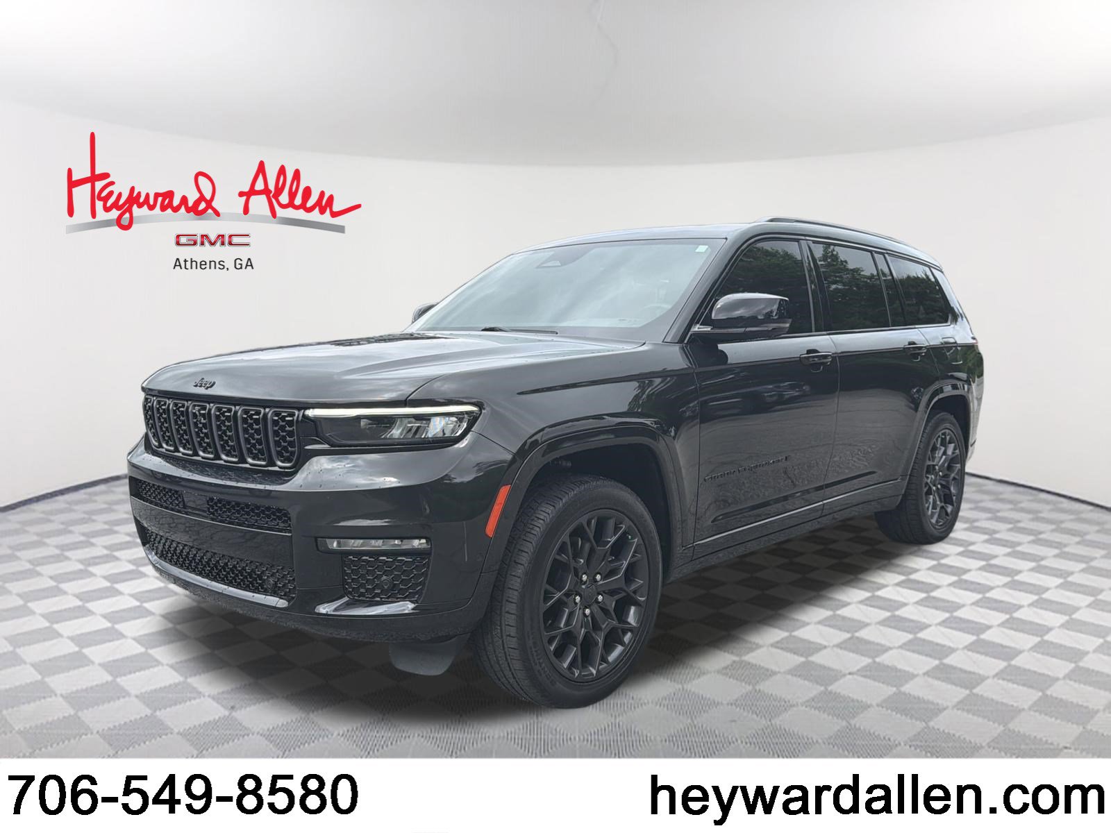Used 2024 Jeep Grand Cherokee L Summit AWD/4WD image 1