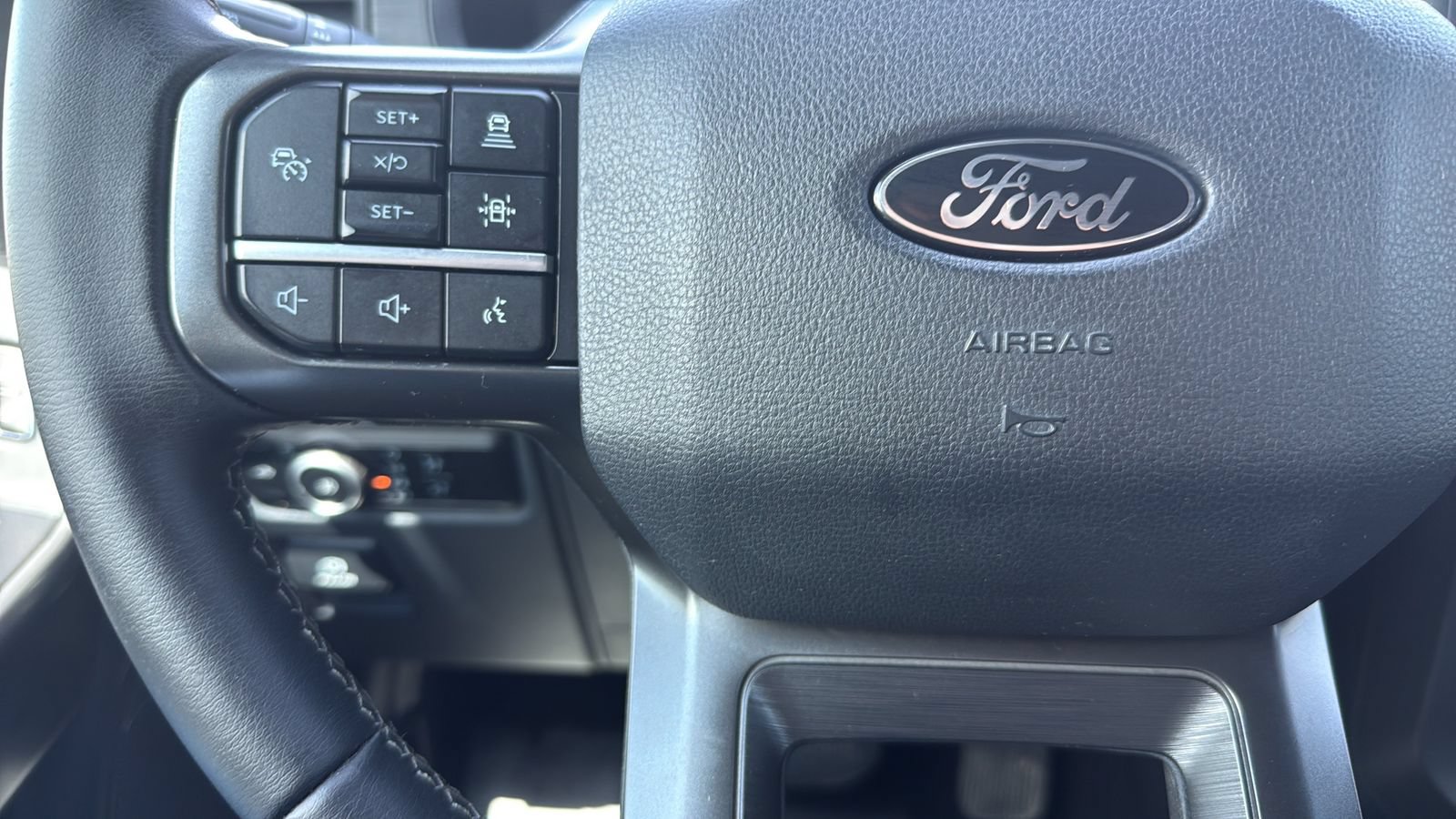 Certified 2024 Ford F150 XLT w/ Equipment Group 302A MID AWD/4WD image 17