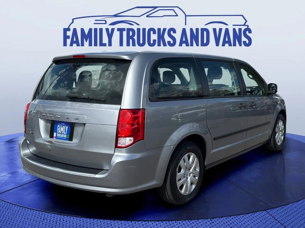 Used 2016 Dodge Grand Caravan American Value Package w/ UConnect Hands-Free Group image 5