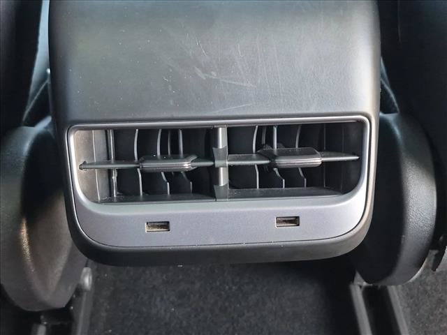 Used 2019 Tesla Model 3 Mid Range RWD image 16