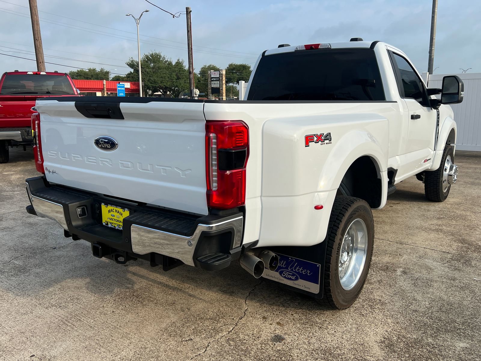 Used 2026 Ford F450 XLT w/ 360-Degree Camera Package AWD/4WD image 3