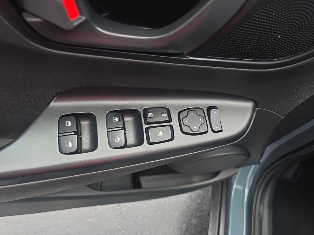 Used 2022 Hyundai Kona SEL AWD/4WD image 13