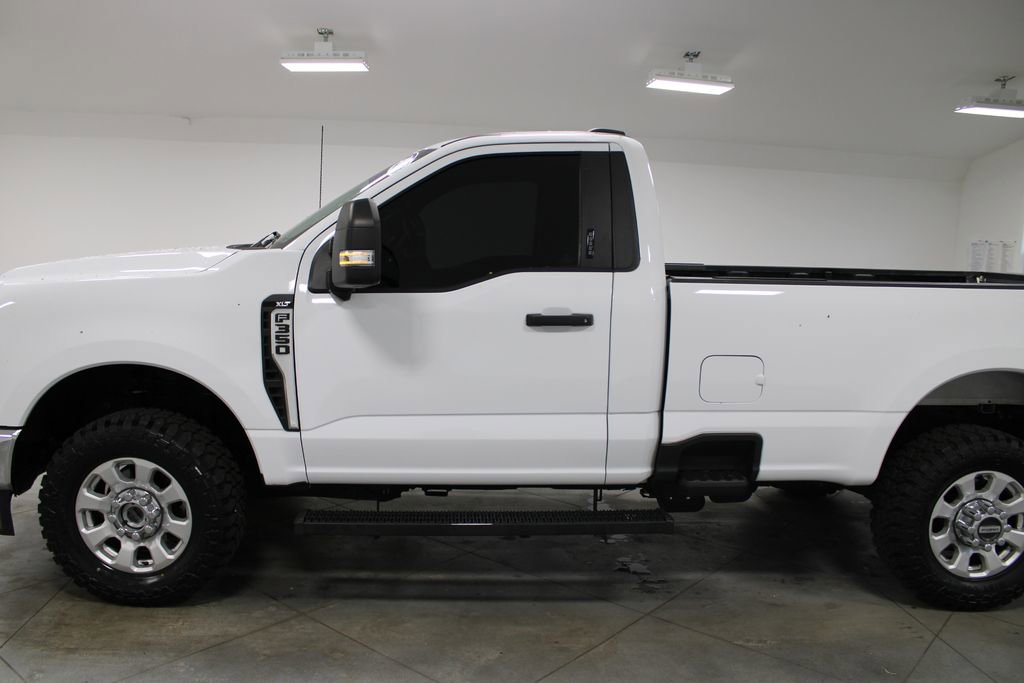Used 2023 Ford F350 XLT w/ 360-Degree Camera Package image 6