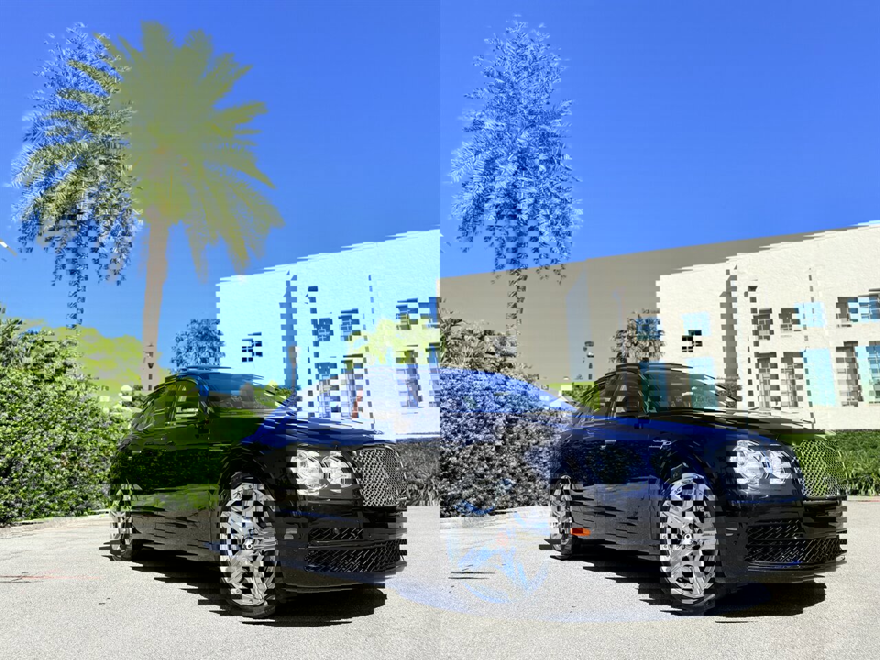 Used 2015 Bentley Flying Spur V8 image 23