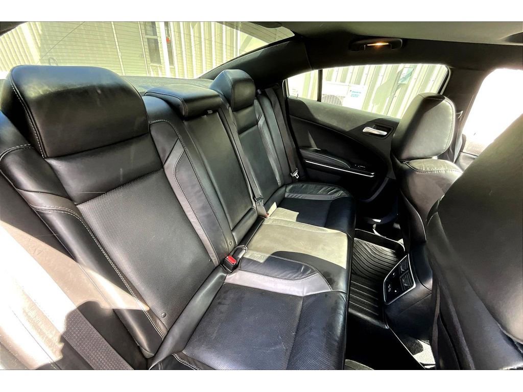 Used 2020 Dodge Charger SXT w/ Leather Interior Group RWD image 27