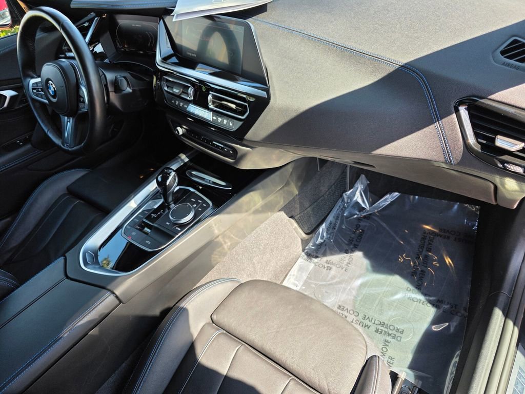 Used 2023 BMW Z4 M40i w/ Premium Package image 24