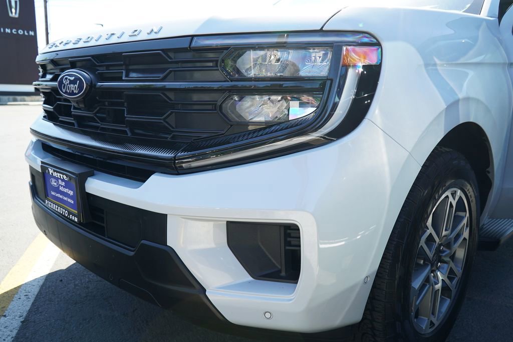 Certified 2025 Ford Expedition Max Active AWD/4WD image 30