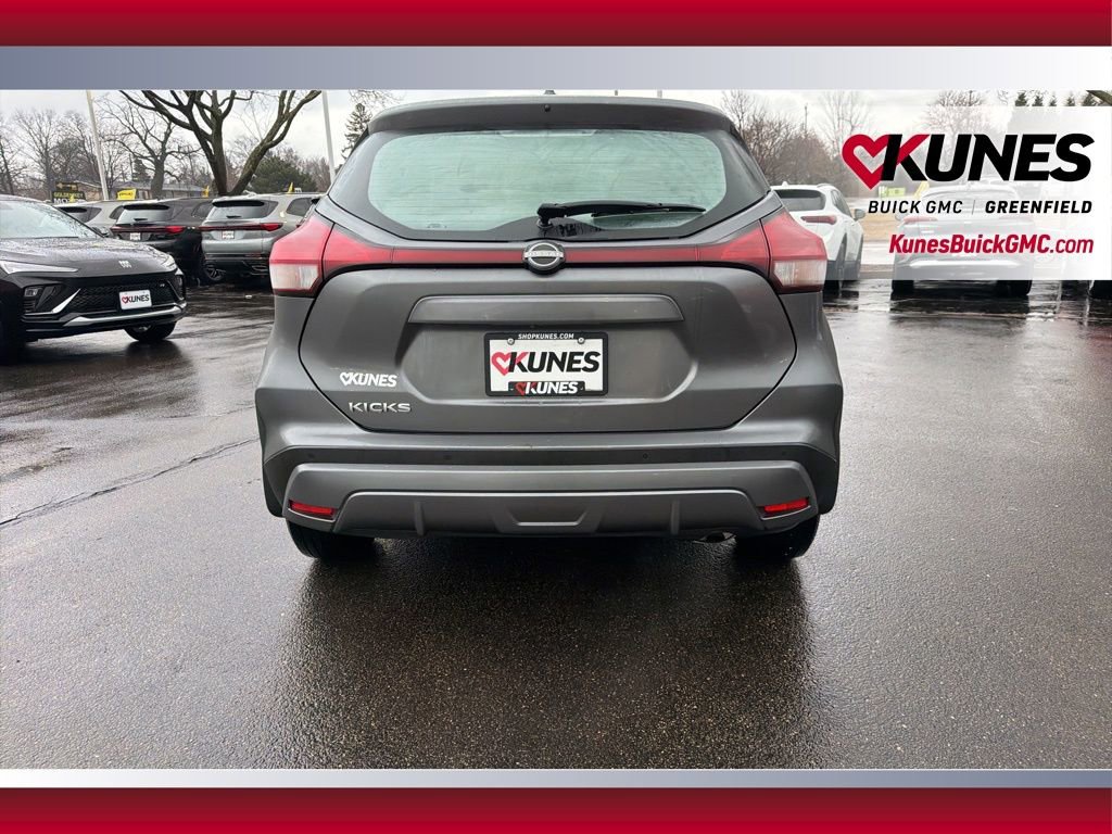 Used 2024 Nissan Kicks S image 8