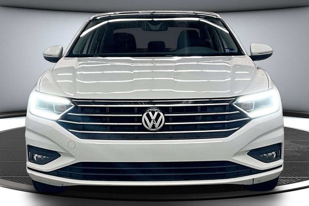 Used 2020 Volkswagen Jetta SEL Premium FWD image 2