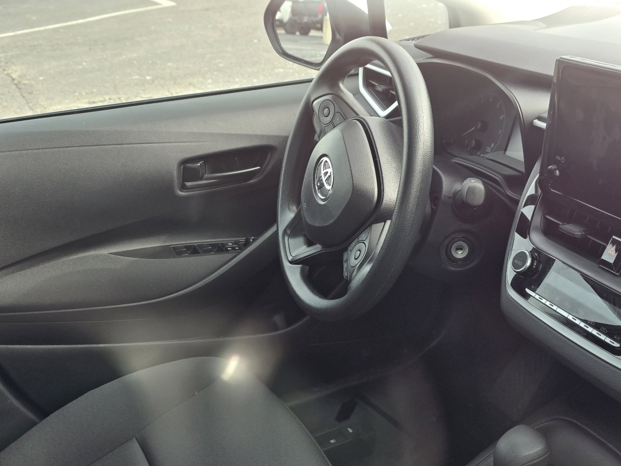 Certified 2025 Toyota Corolla LE image 16