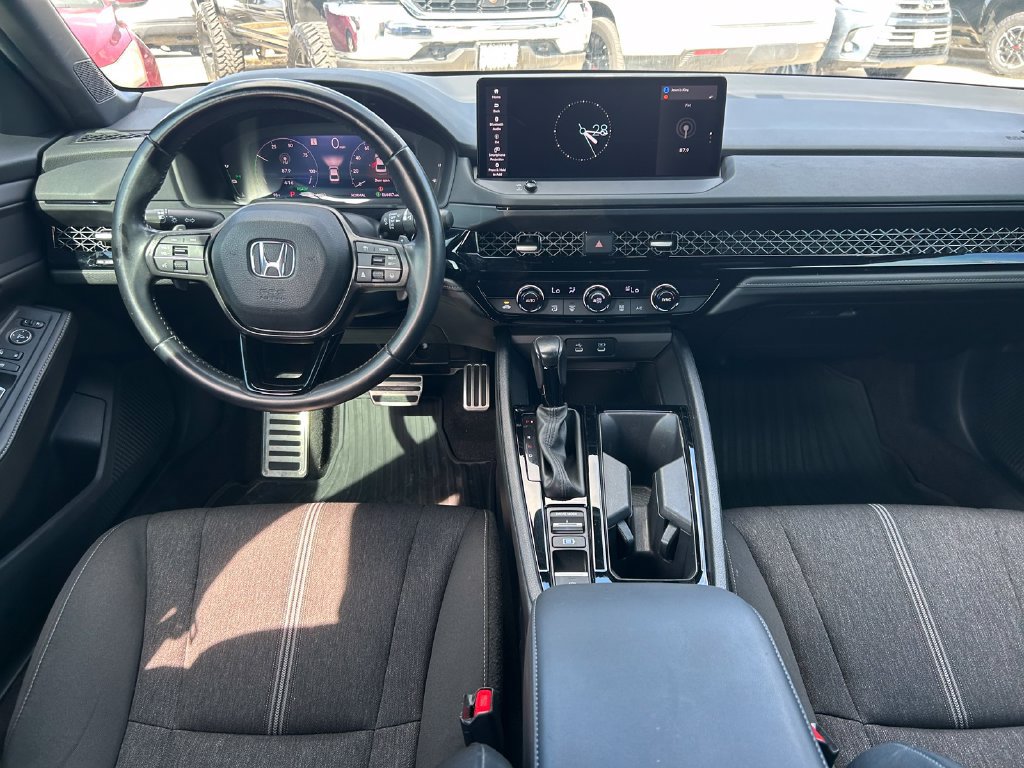 Used 2023 Honda Accord Sport image 17