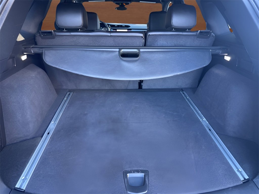 Used 2025 Cadillac XT5 Premium Luxury image 12