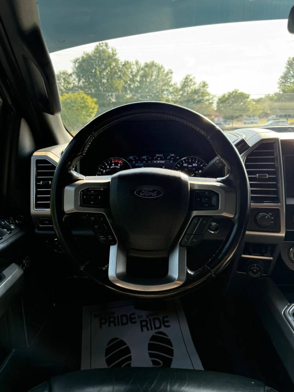 Used 2021 Ford F450 Platinum w/ FX4 Off-Road Package AWD/4WD image 29