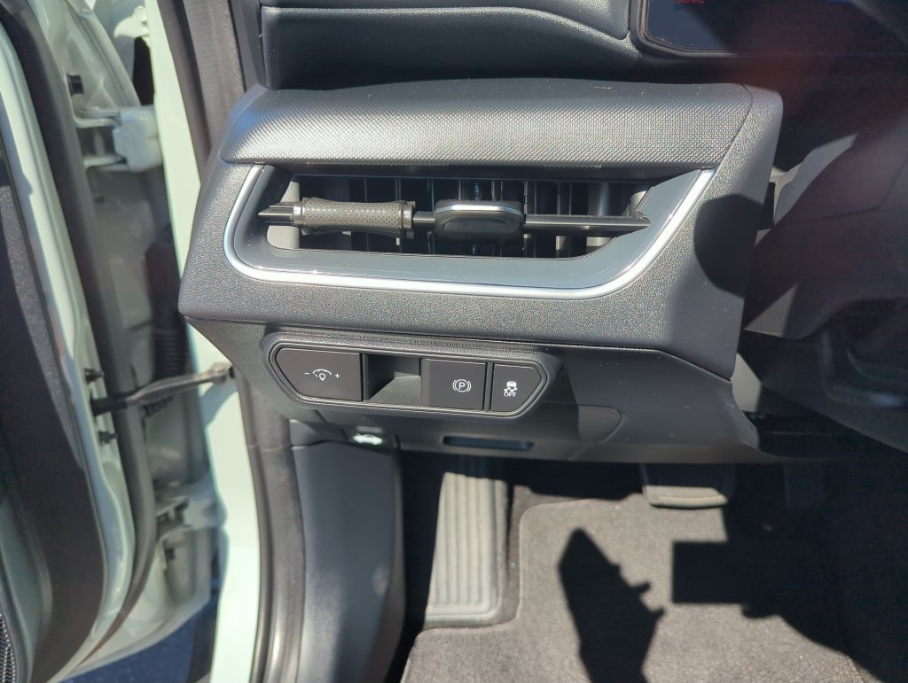 Used 2025 Kia K4 EX FWD image 20