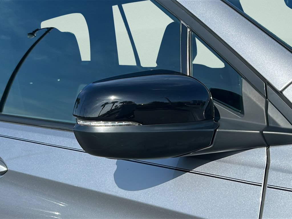 Used 2022 Honda Pilot Sport image 11