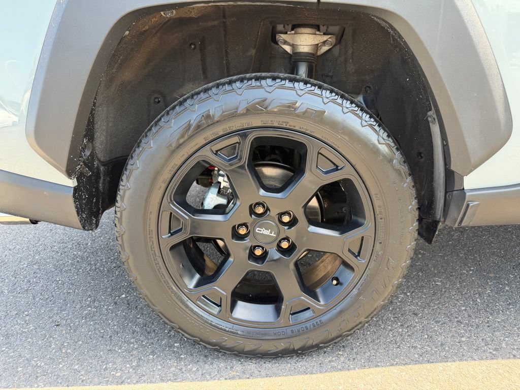 Used 2021 Toyota RAV4 TRD Off-Road w/ TRD Off-Road Weather Package AWD/4WD image 9